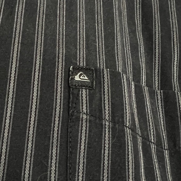 QUIKSILVER | Men's XL Button up shirt - Picture 4 of 8